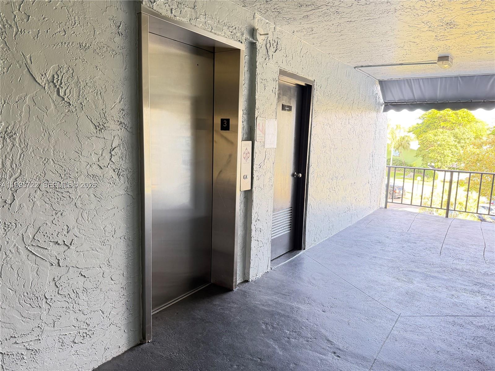 LIME BAY CONDOMINIUM 7 - Residential Lease