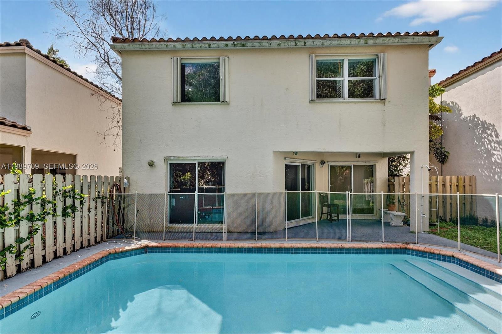 LAGO LARGO - Residential