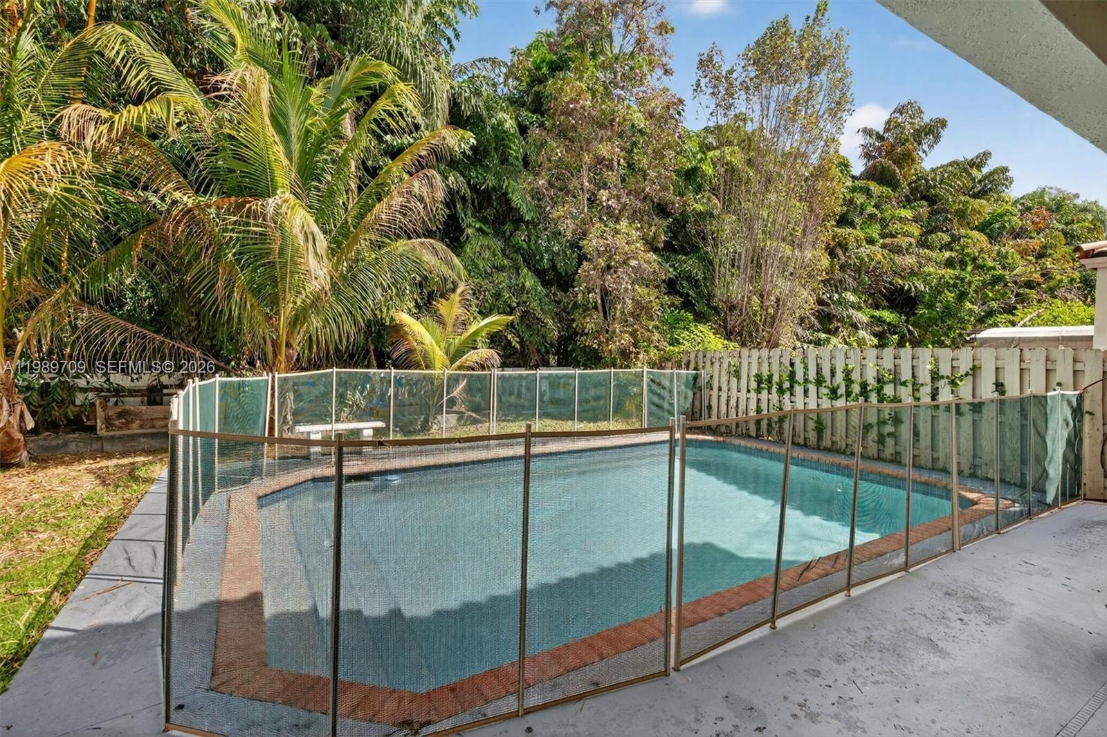 LAGO LARGO - Residential