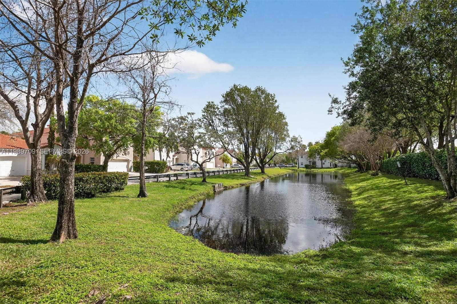 LAGO LARGO - Residential