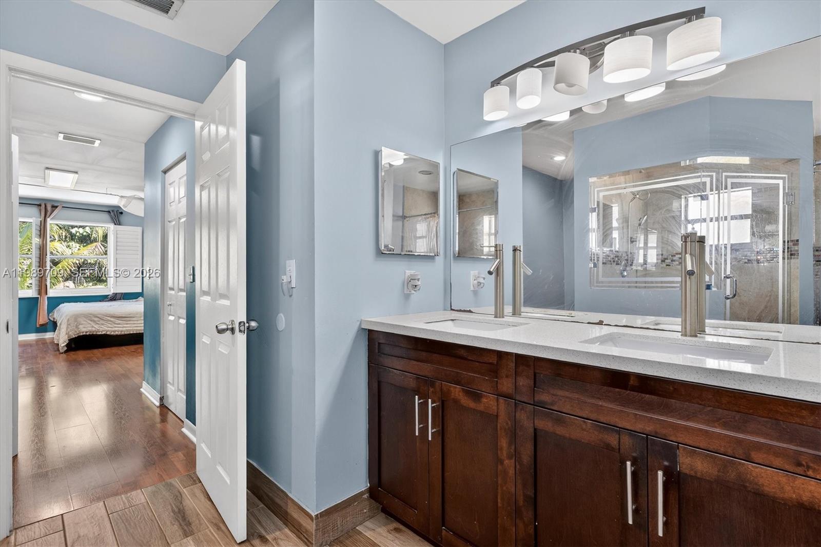 LAGO LARGO - Residential