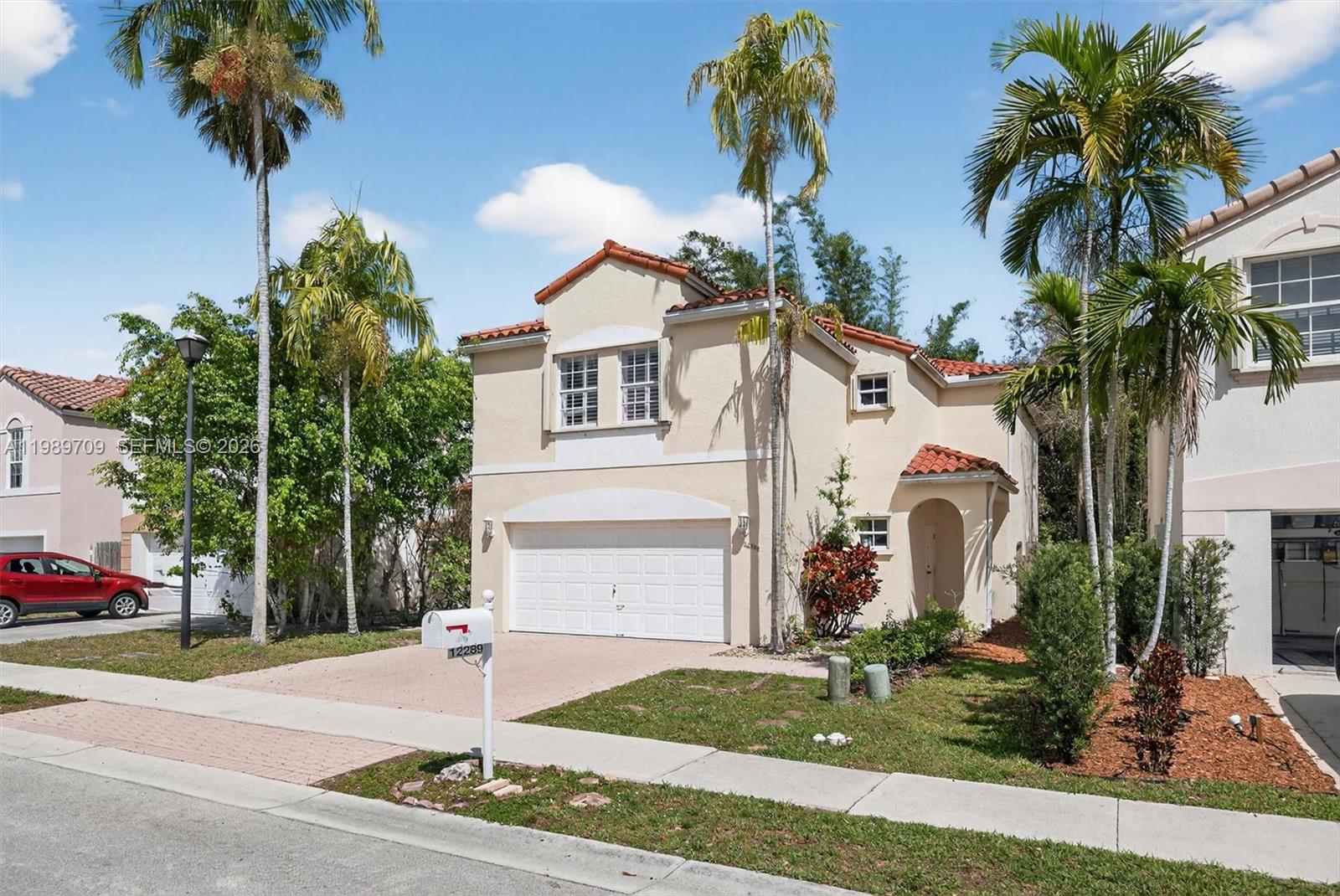 LAGO LARGO - Residential