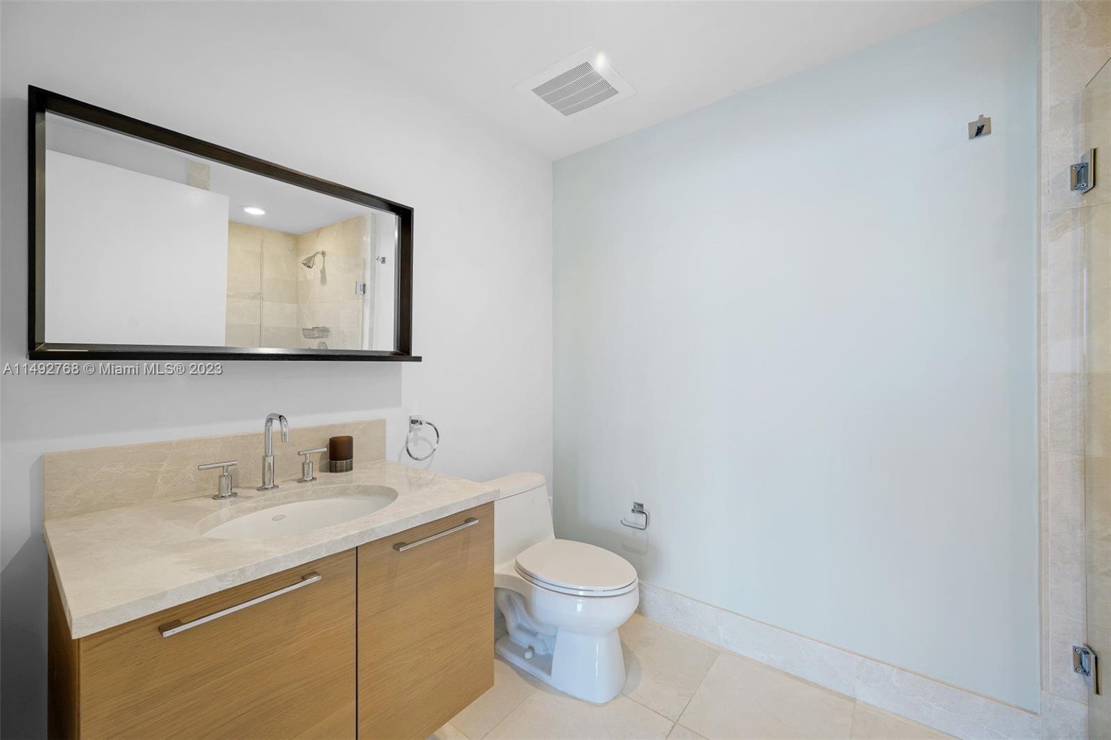 JADE BEACH - Residential