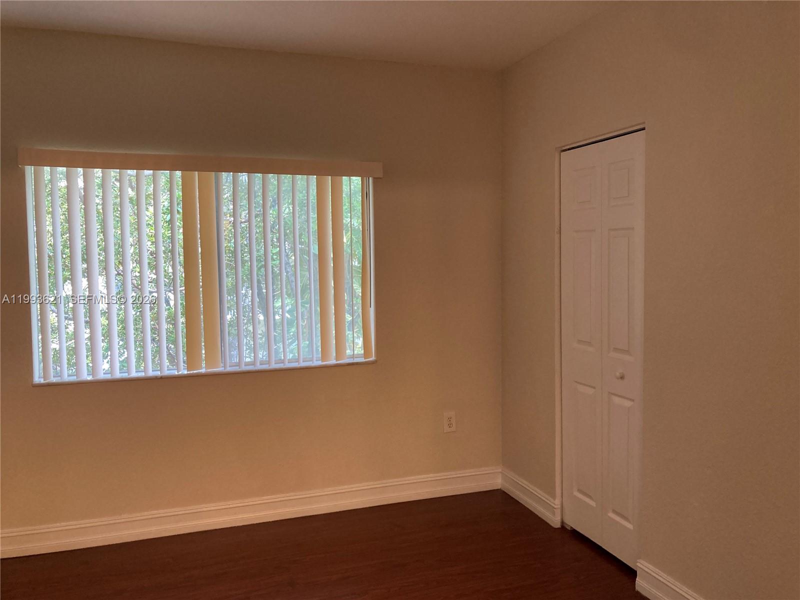 PARK PLACE AT MIDWAY COND - Residential