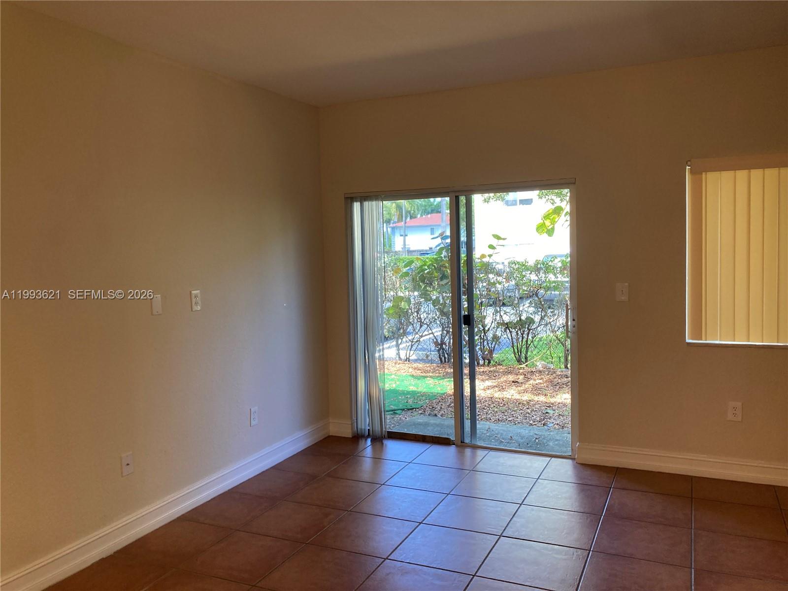 PARK PLACE AT MIDWAY COND - Residential