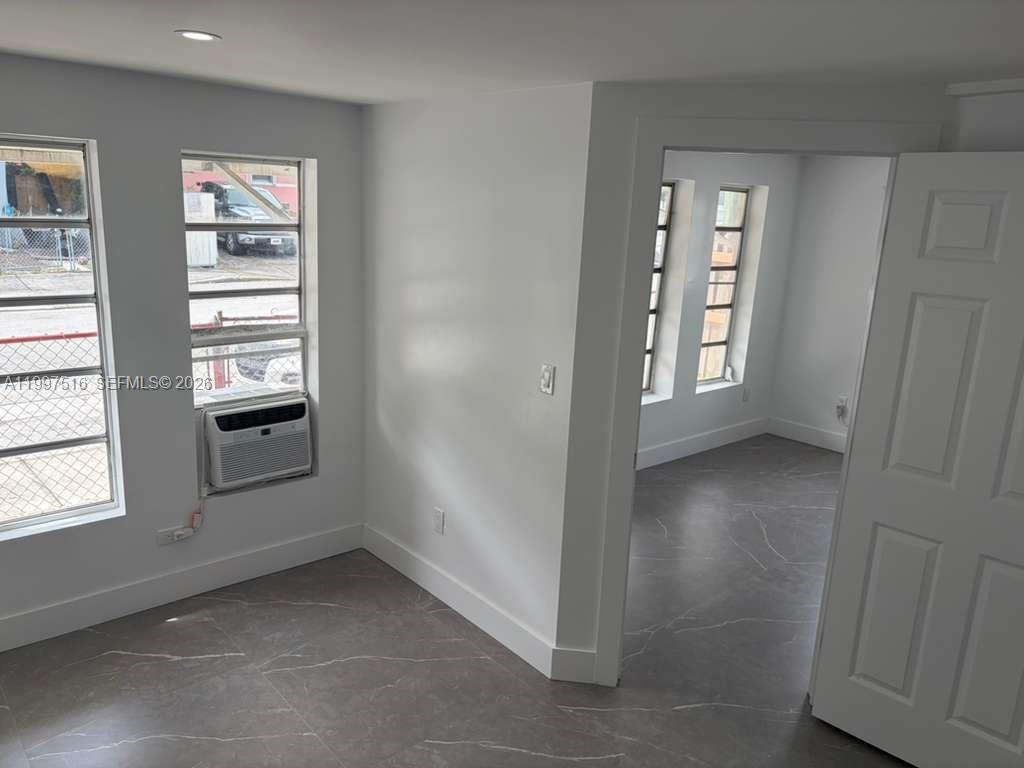 LAWRENCE ESTATE LAND COS - Residential Lease