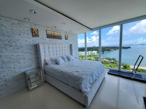 601 NE 36th St 1310 Miami FL 33137