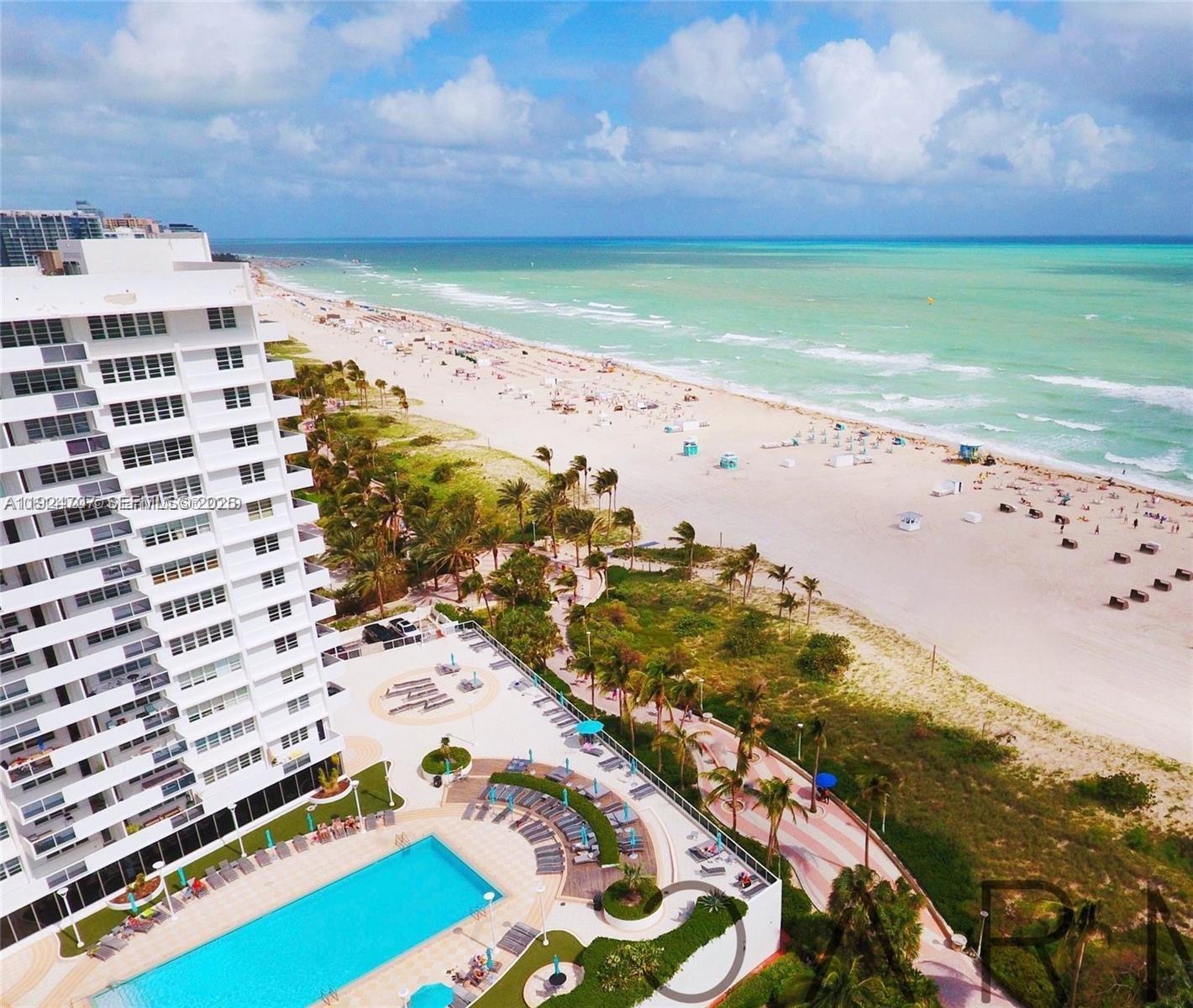 THE DECOPLAGE CONDO - Residential