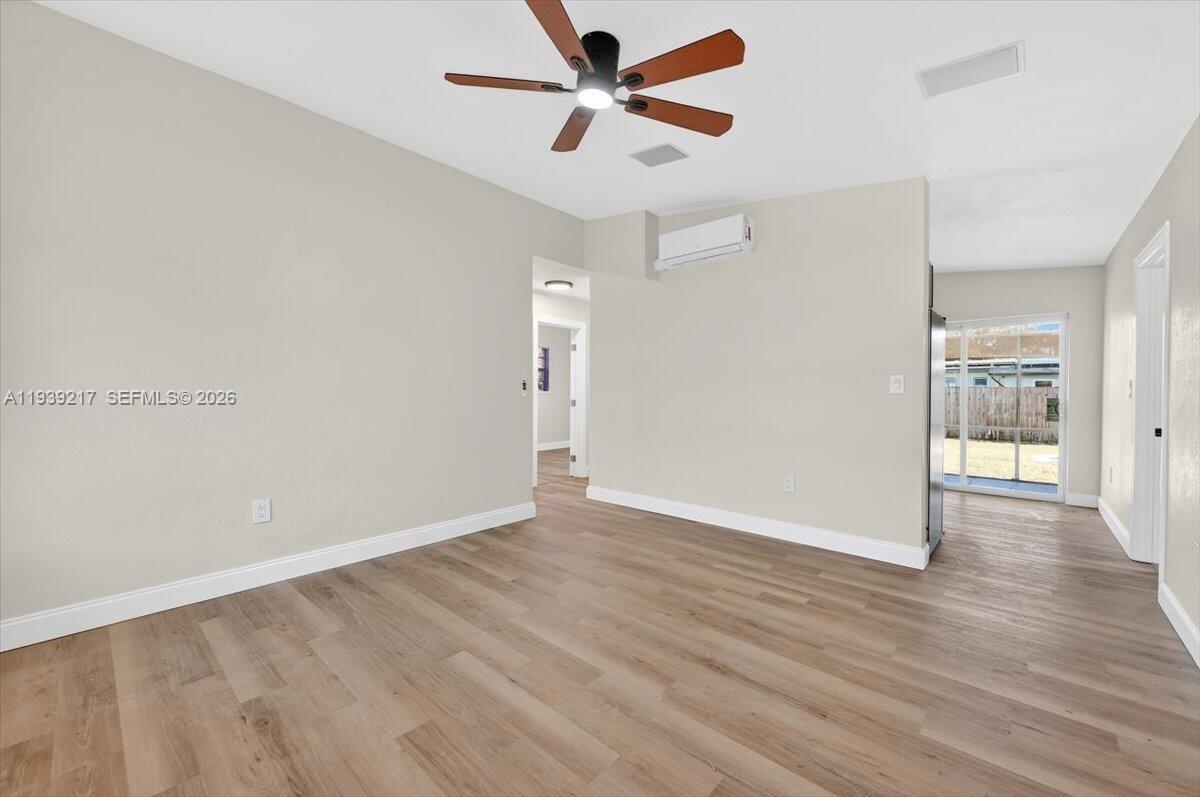 LAKE FOREST SEC 3 - Residential