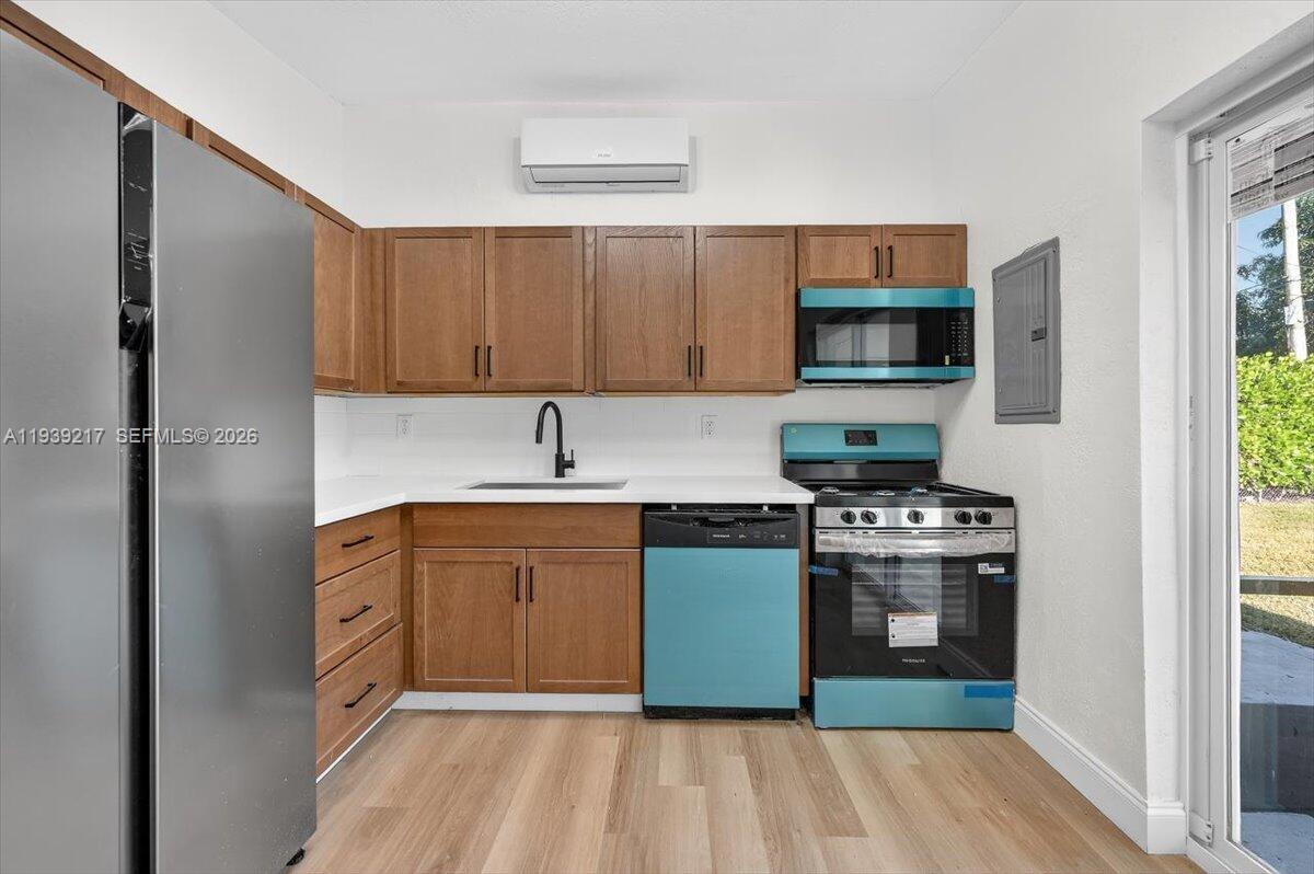 LAKE FOREST SEC 3 - Residential