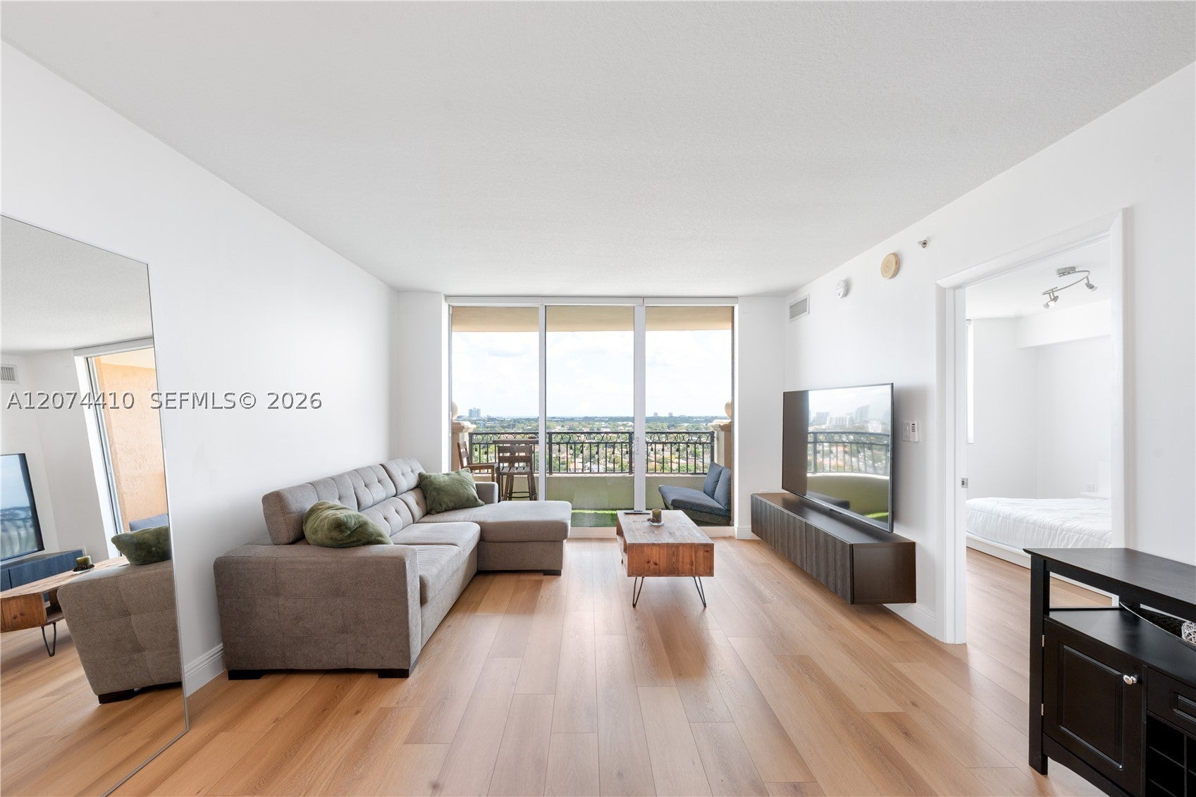 3232 Coral Way 1507