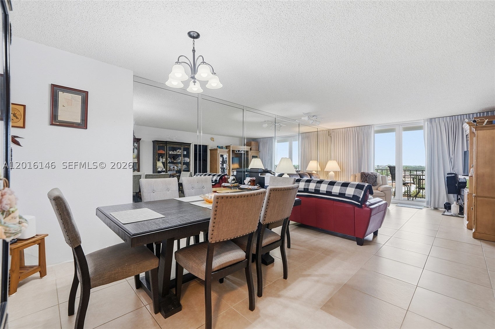521 N Riverside Dr 606