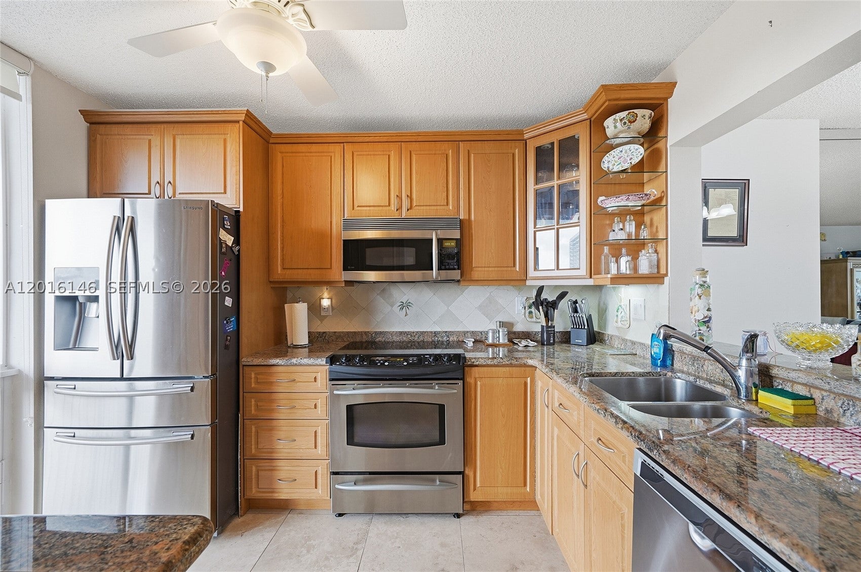 521 N Riverside Dr 606