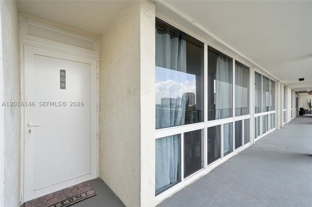 Photo of 521 N Riverside Dr #606, Pompano Beach, FL 33062 (MLS # A12016146)