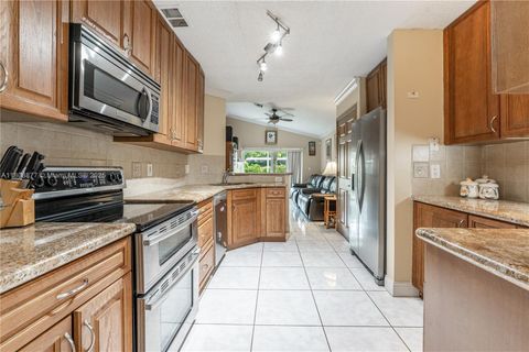 430 NW 107th Ave Pembroke Pines FL 33026