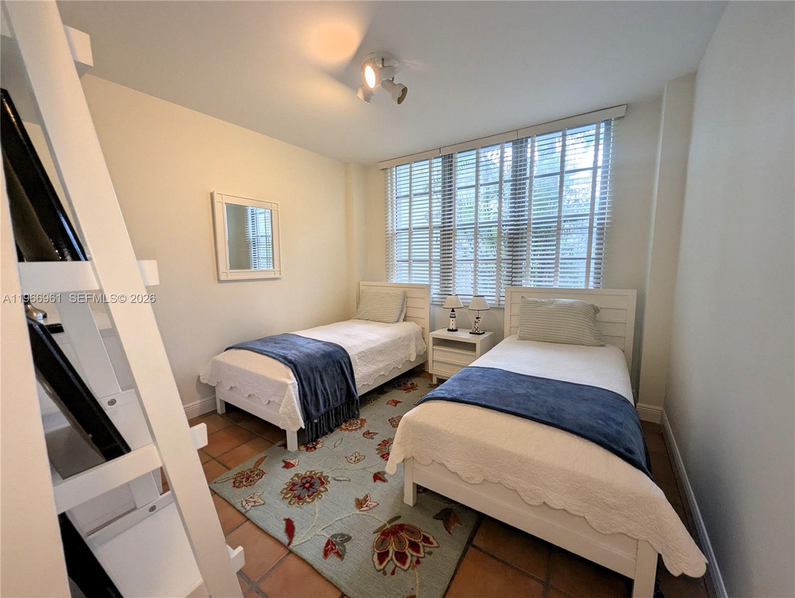 SEACOAST 5151 CONDO - Residential