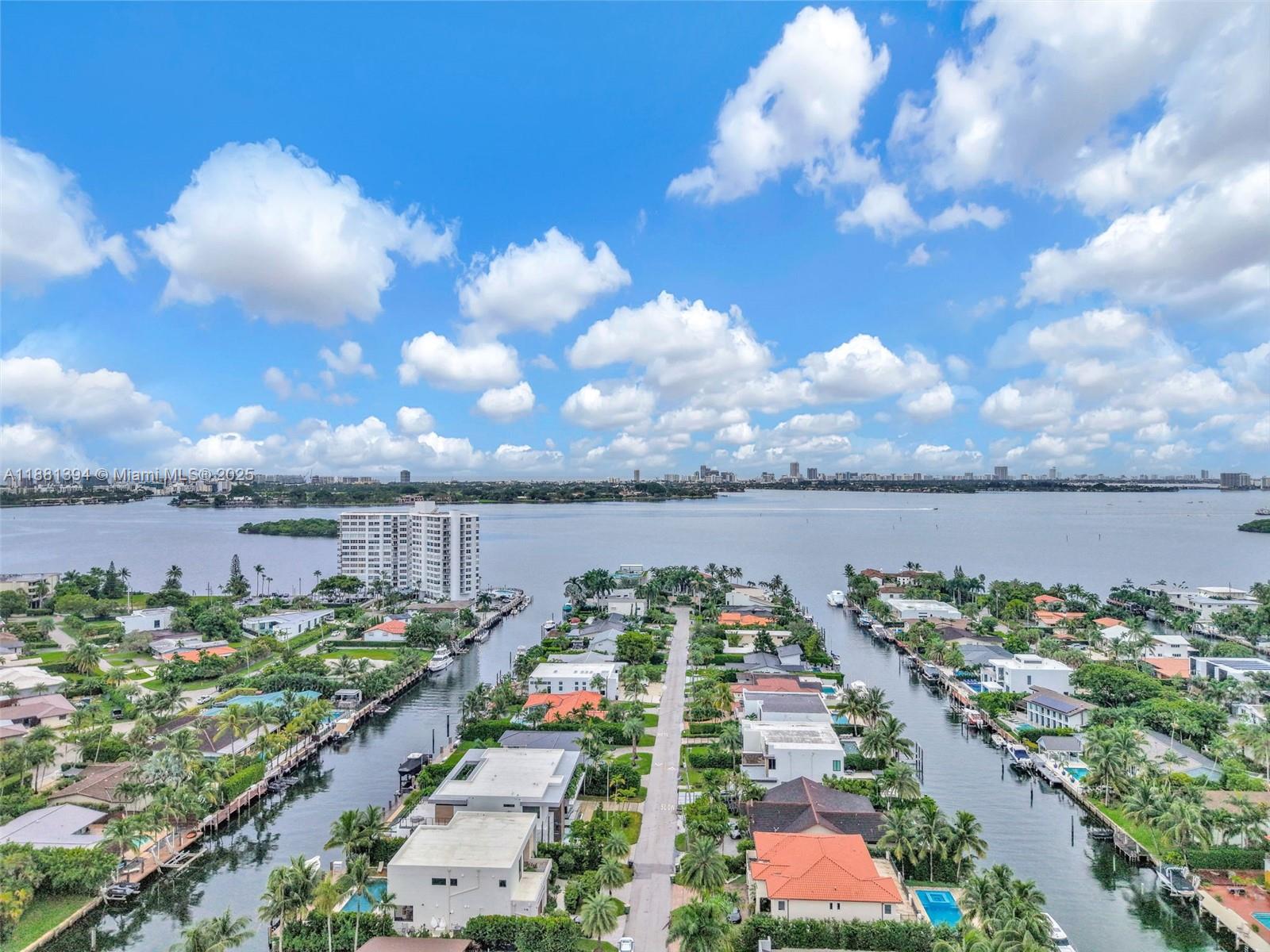 BAYVIEW TOWERS CONDO SOUT - Residential