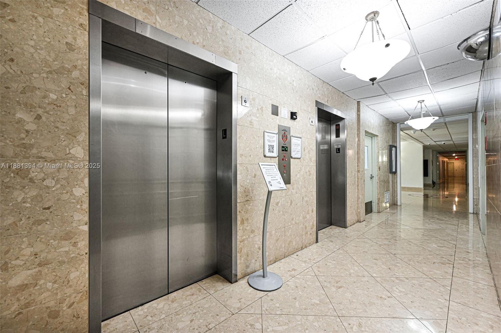 BAYVIEW TOWERS CONDO SOUT - Residential