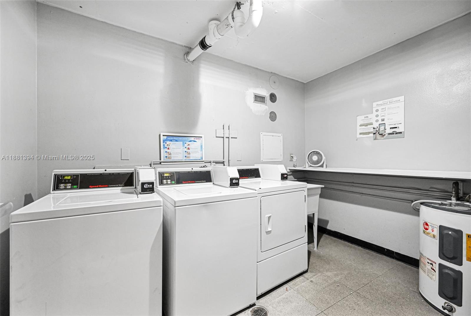 BAYVIEW TOWERS CONDO SOUT - Residential