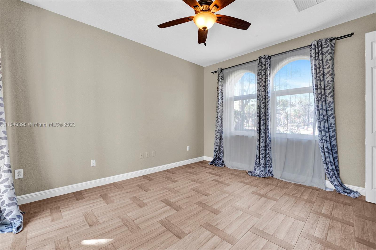 CAPELLA 1 - Residential