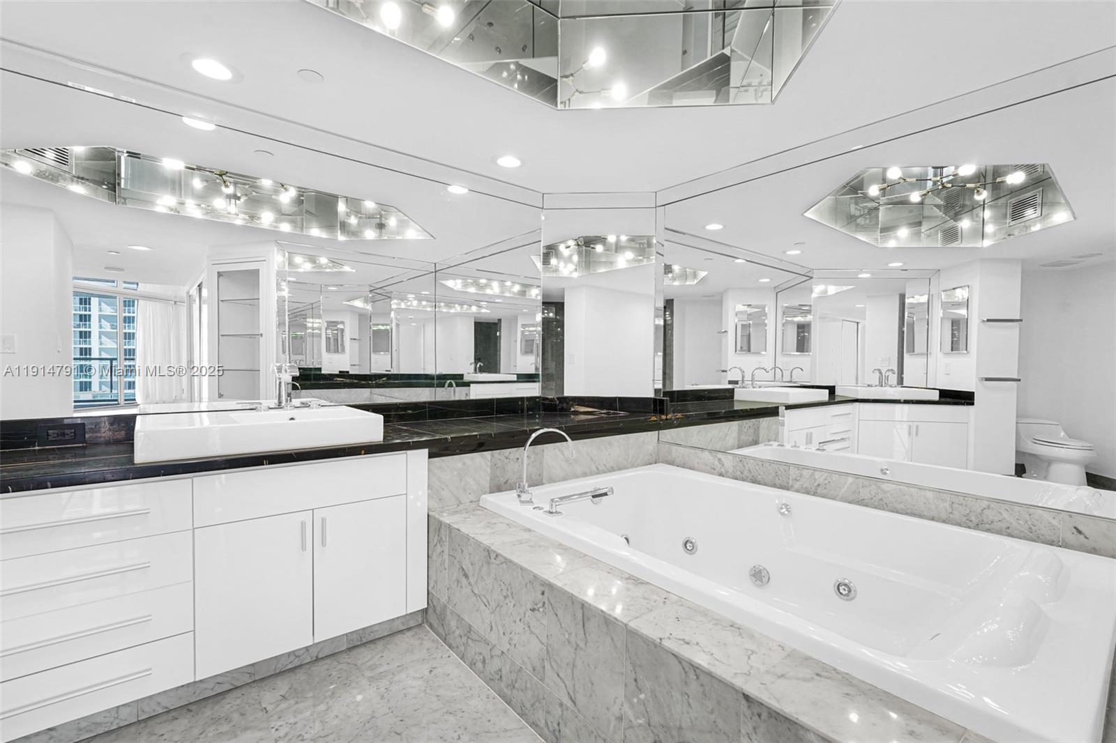 OCEANIA III CONDO - Residential Lease