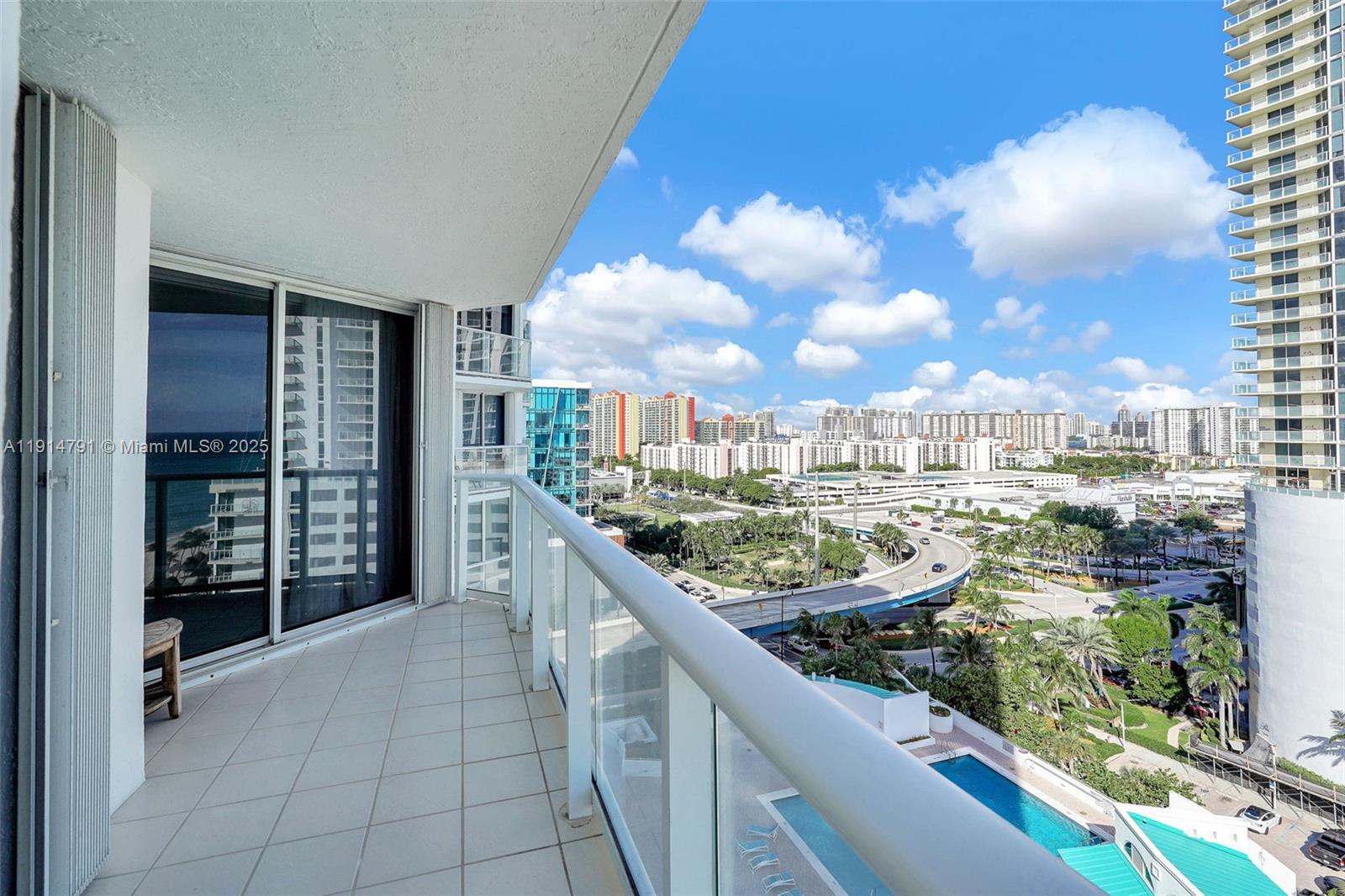 OCEANIA III CONDO - Residential Lease