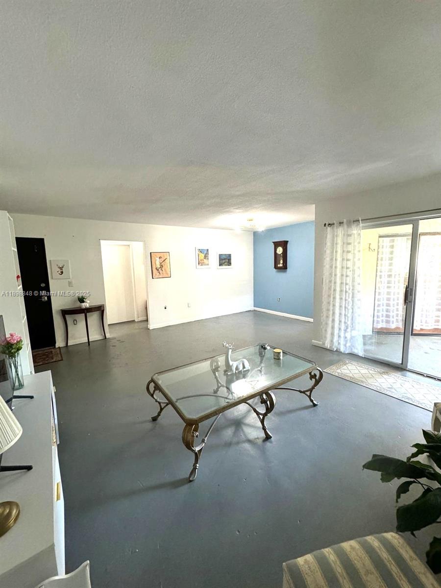 KENLAND BEND SOUTH CONDO - Residential