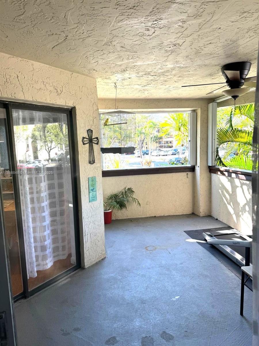 KENLAND BEND SOUTH CONDO - Residential