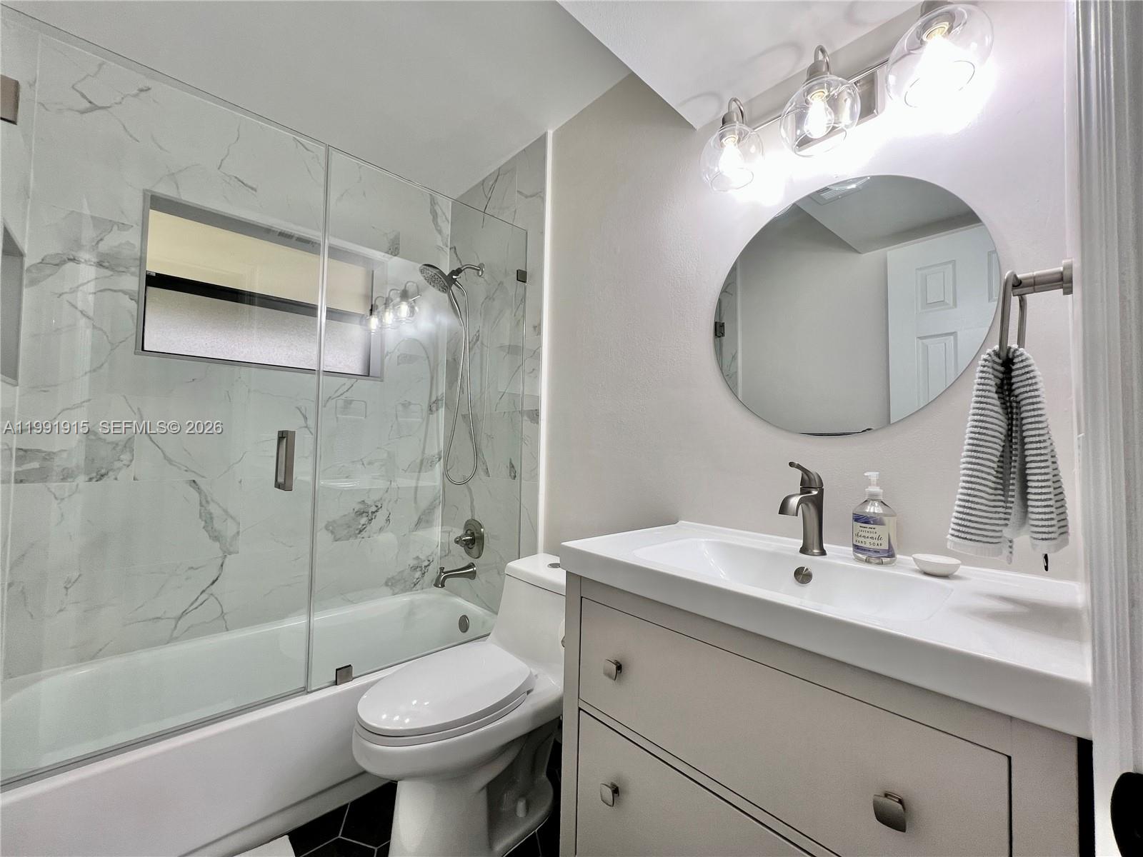 WINDING LAKE TWO AT WELLE - Residential