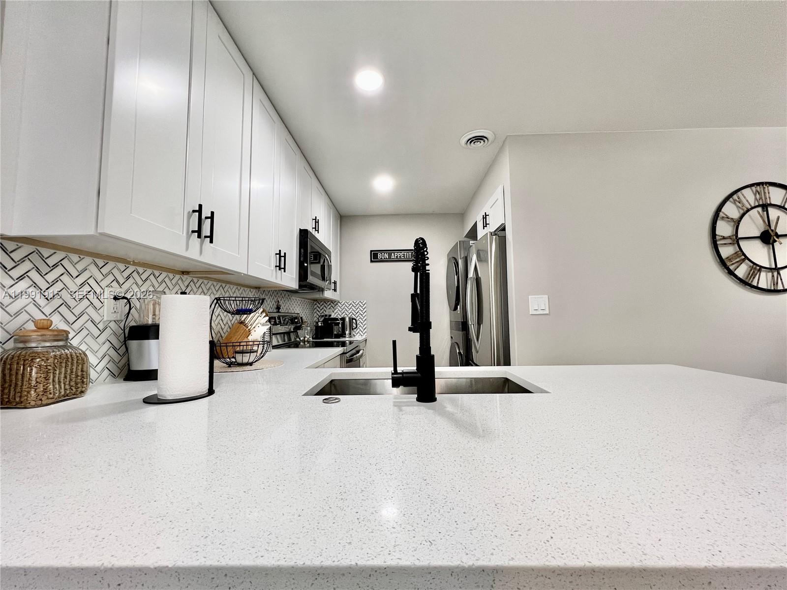 10019 Winding Lake Rd 202