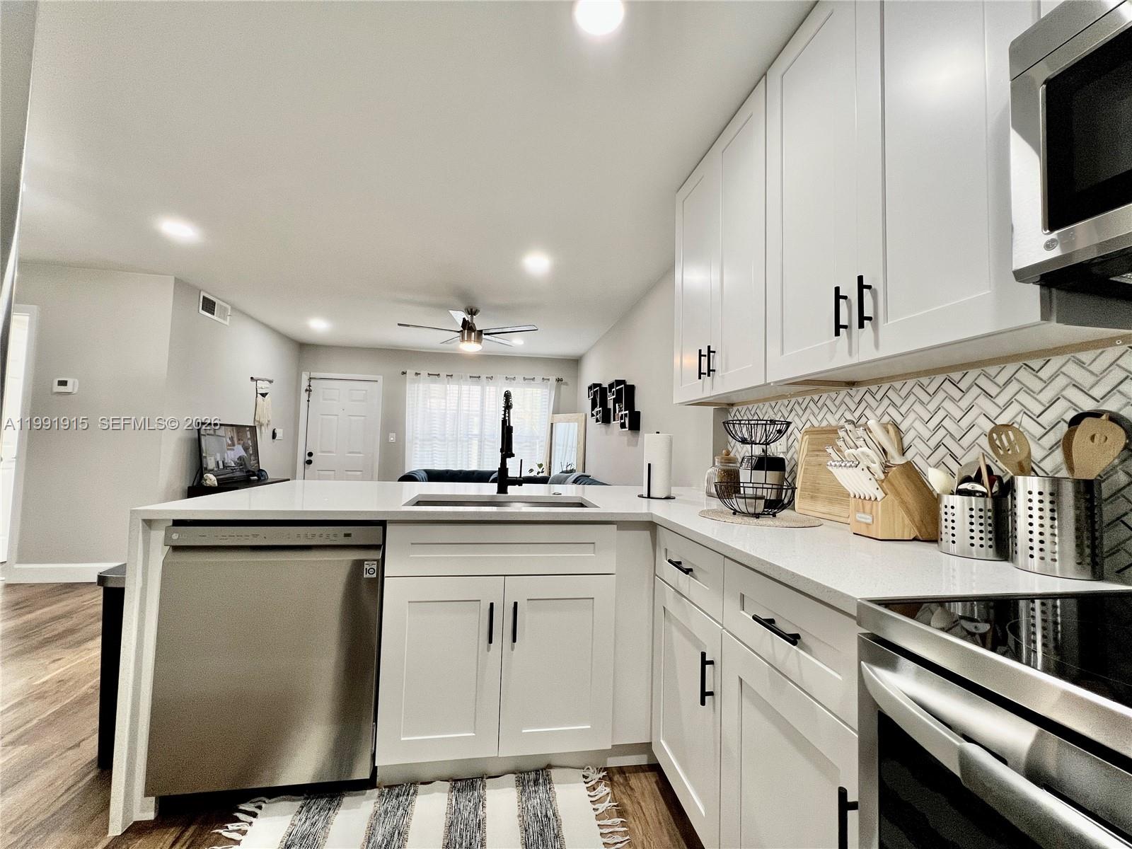 WINDING LAKE TWO AT WELLE - Residential