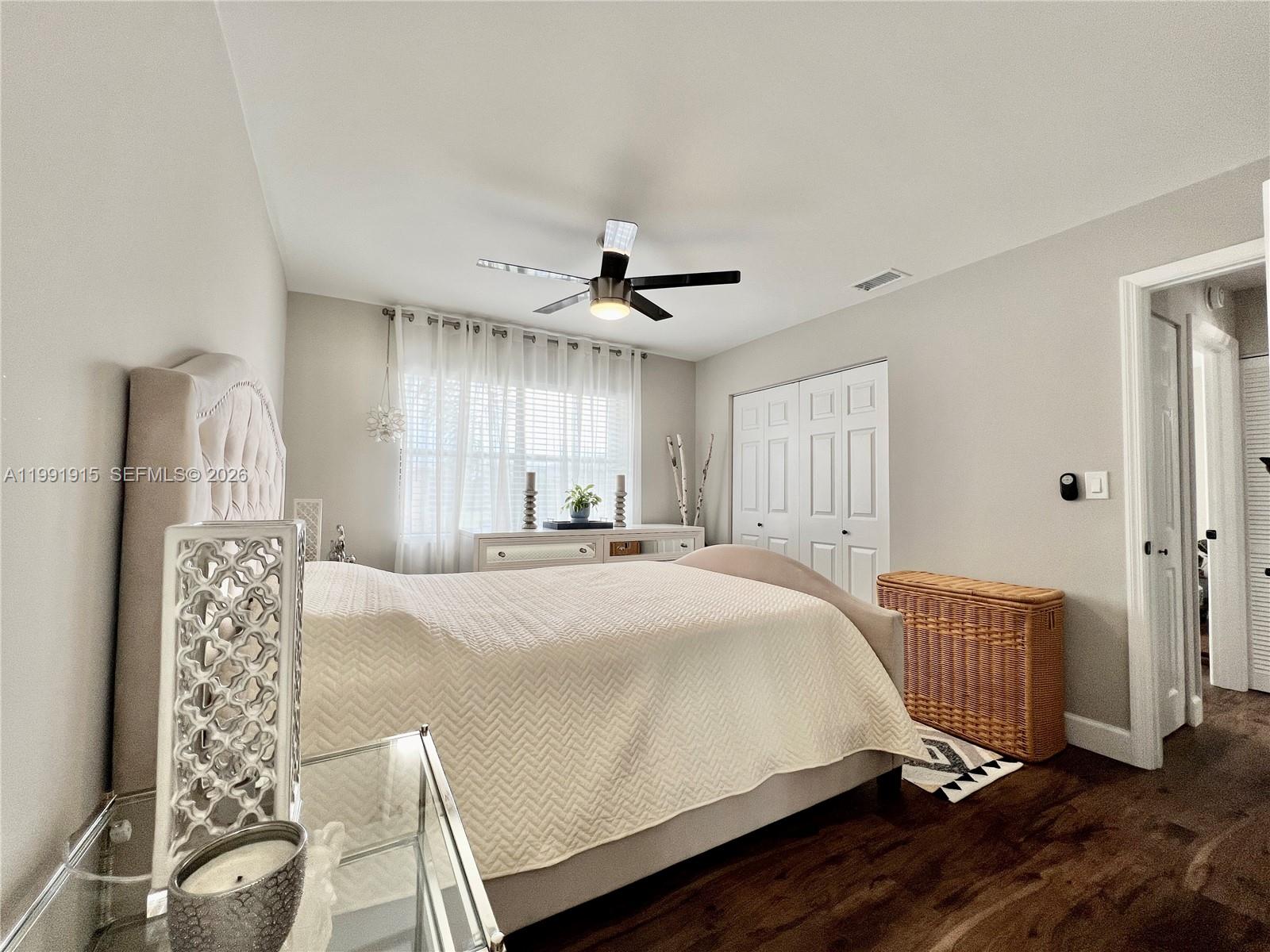 WINDING LAKE TWO AT WELLE - Residential