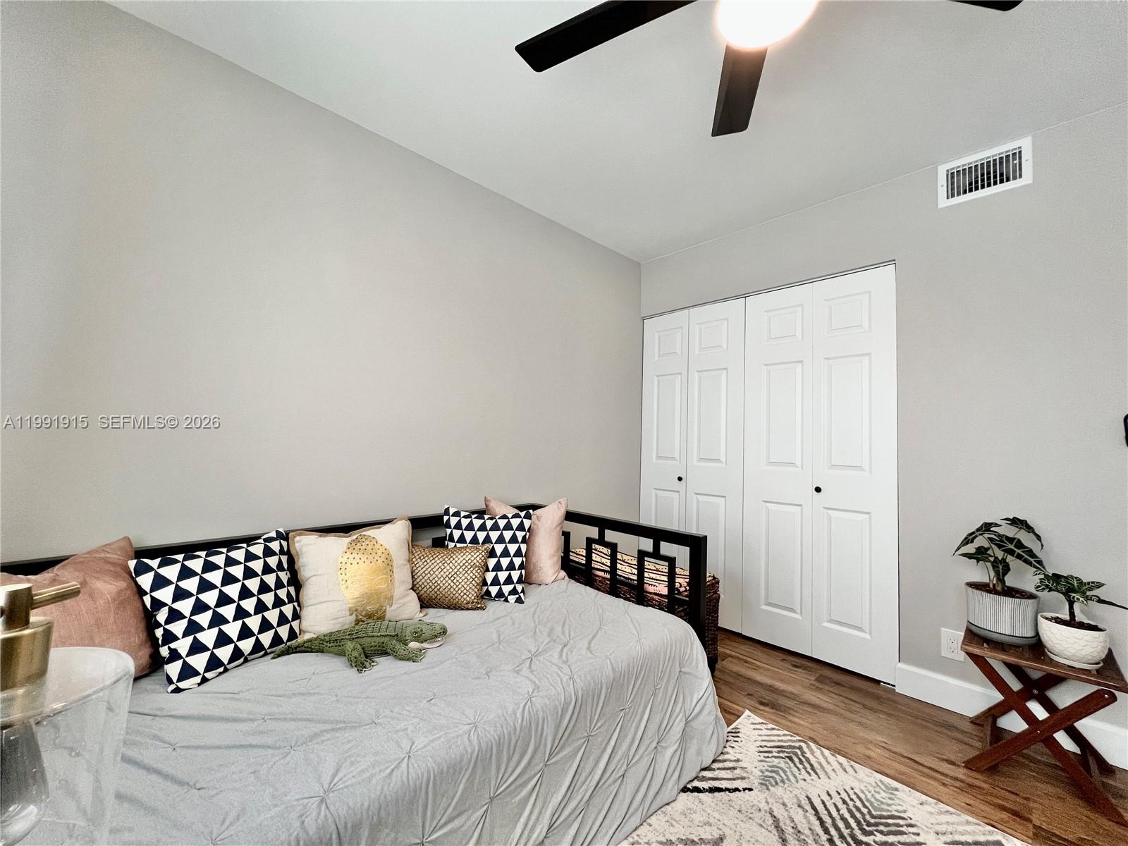 WINDING LAKE TWO AT WELLE - Residential