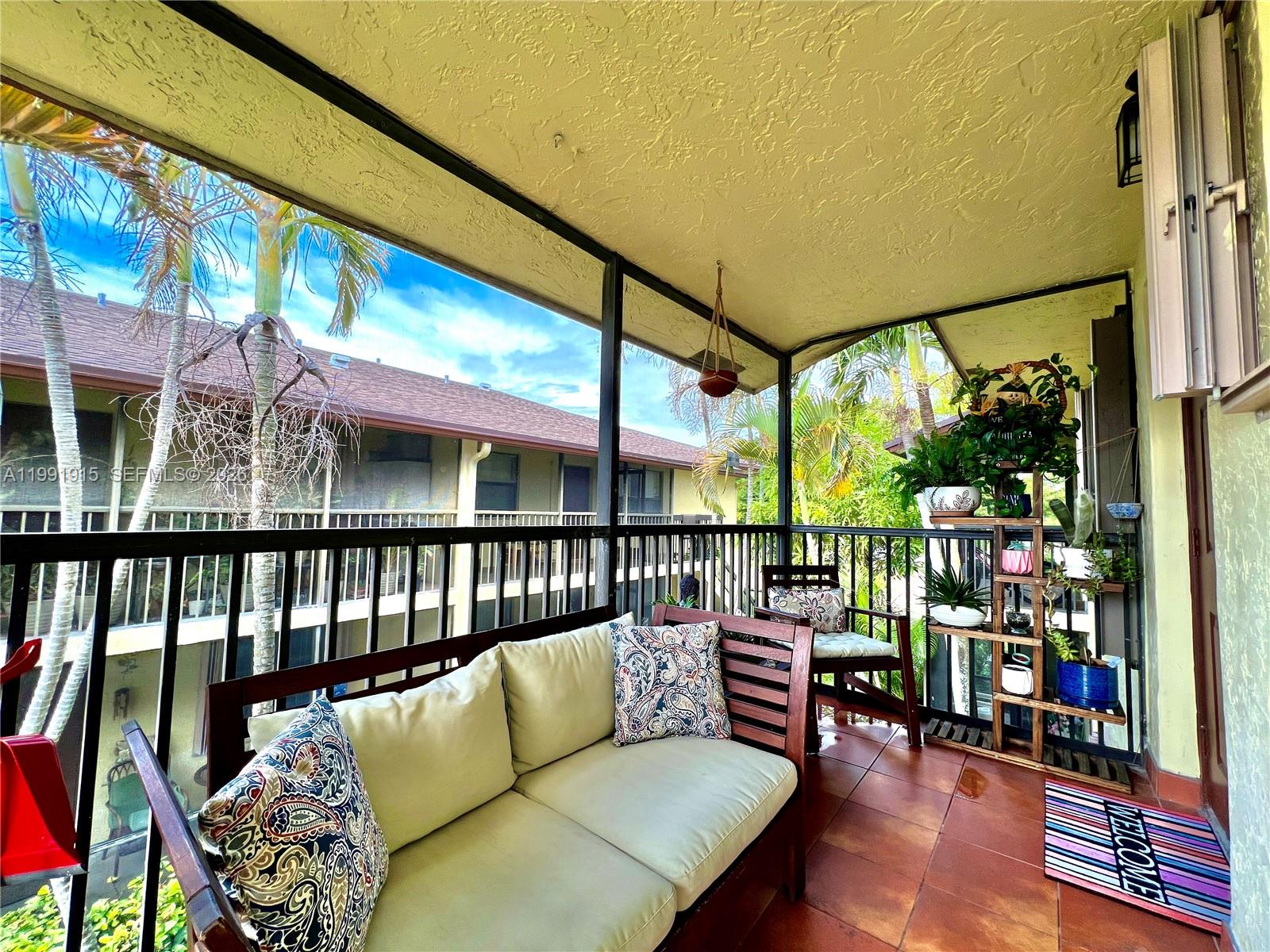 WINDING LAKE TWO AT WELLE - Residential