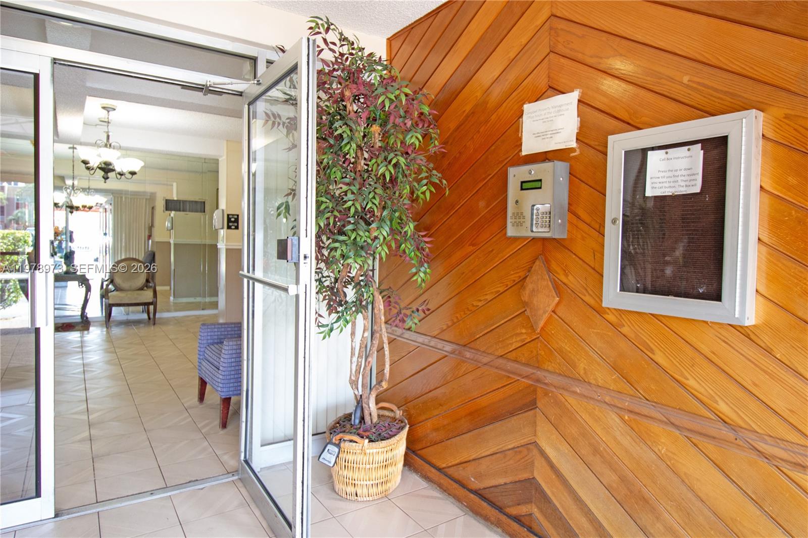 OAKBROOK IV V VI VII COND - Residential