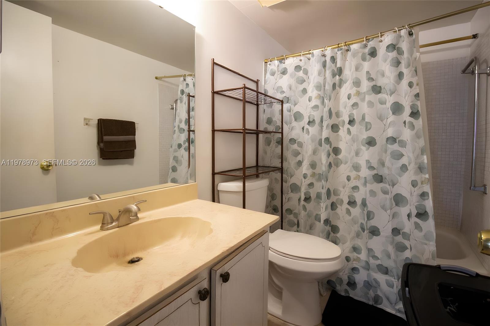 OAKBROOK IV V VI VII COND - Residential