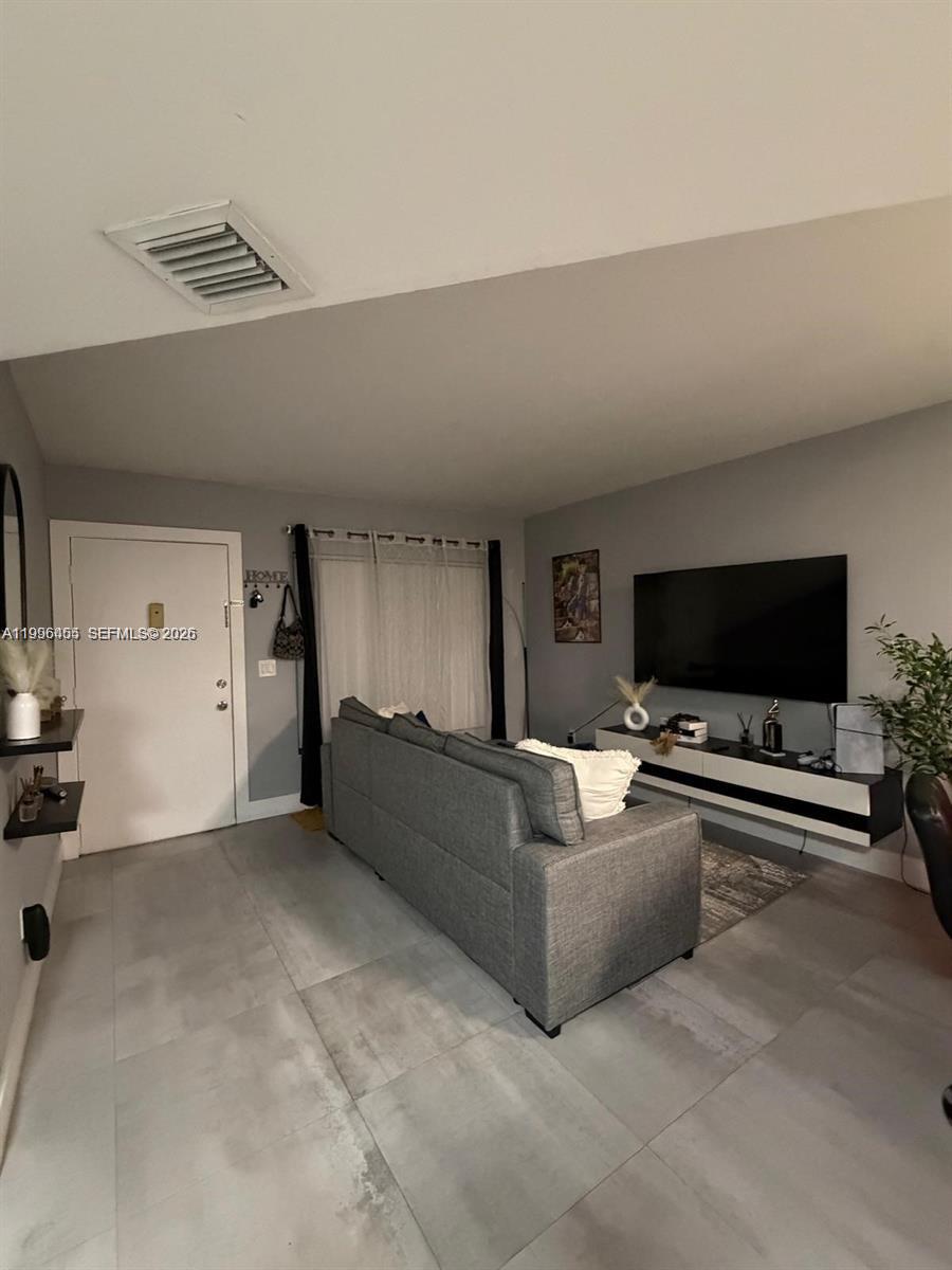15354 SW 72nd St 31-11
