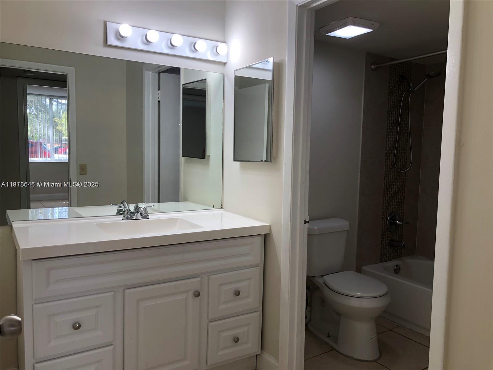 LAKES OF JACARANDA CONDO - Residential