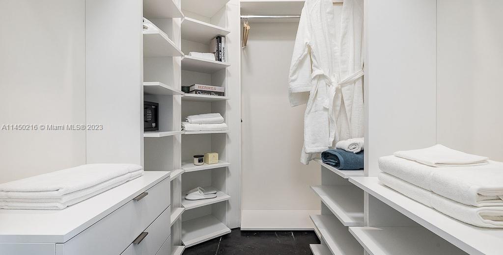 CITE CONDO - Residential Lease