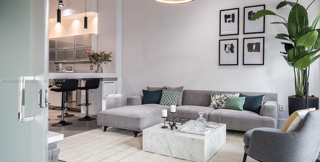 CITE CONDO - Residential Lease