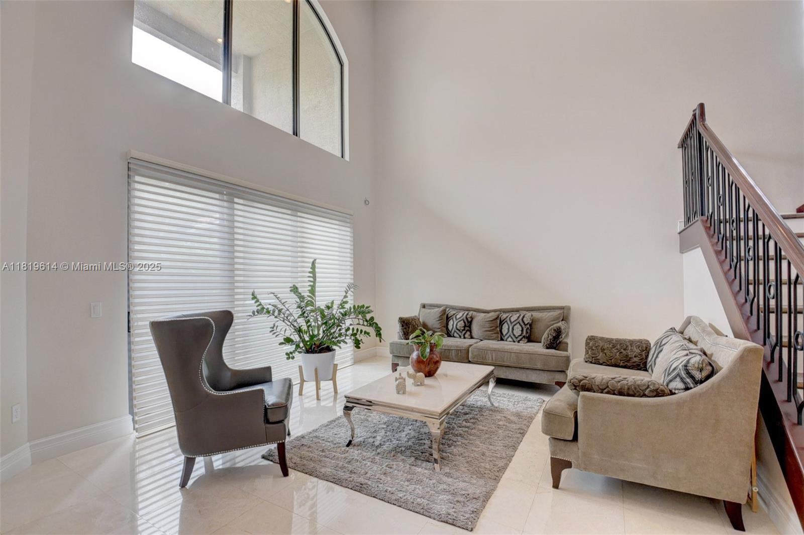 BRIDGES PL 8 - Residential Lease