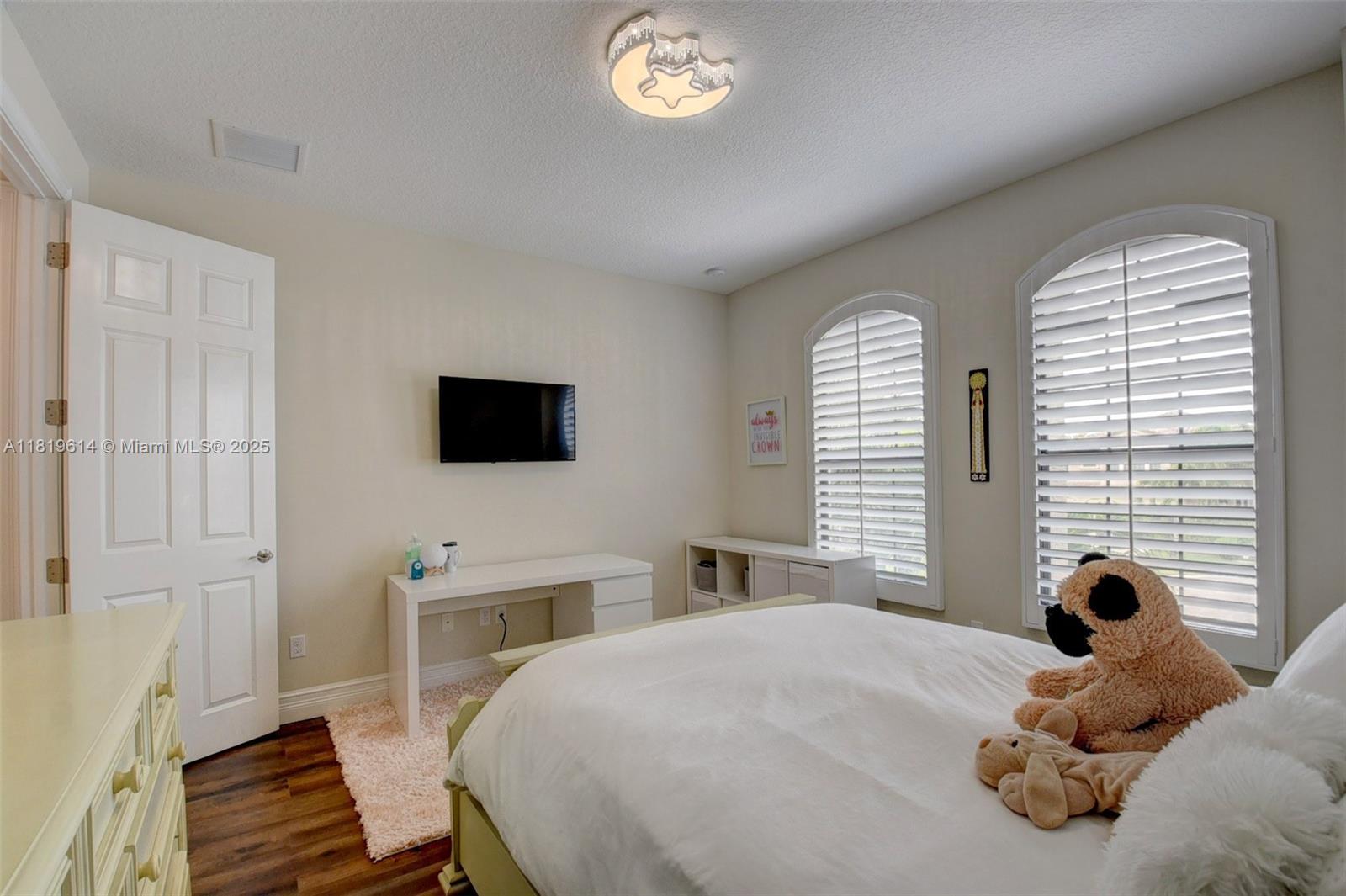BRIDGES PL 8 - Residential Lease