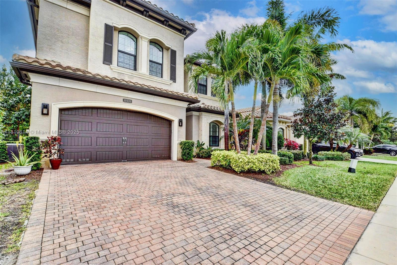BRIDGES PL 8 - Residential Lease