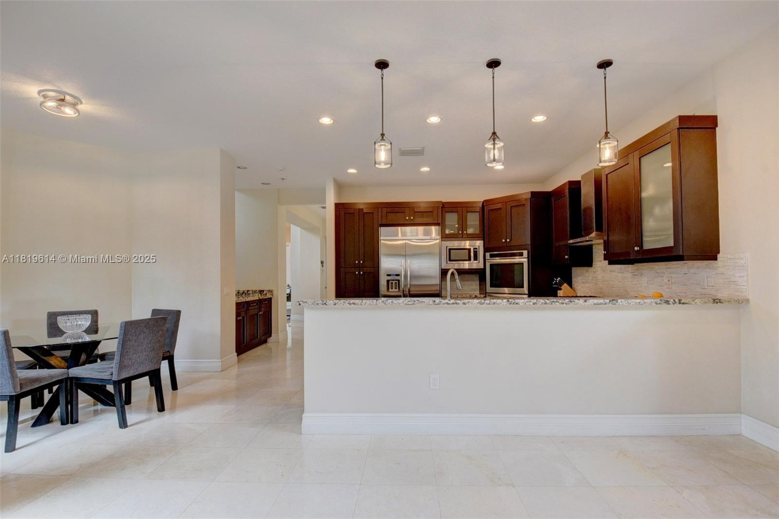BRIDGES PL 8 - Residential Lease
