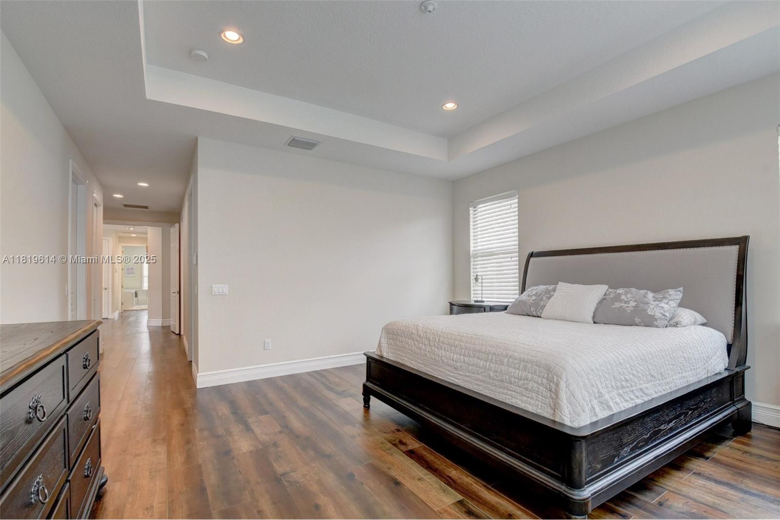 BRIDGES PL 8 - Residential Lease