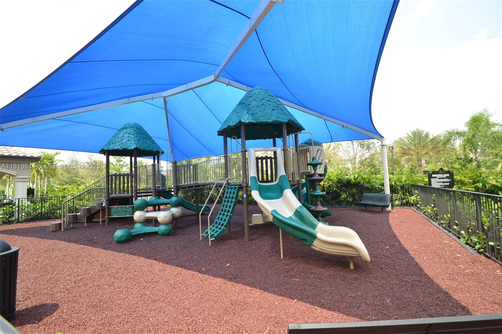BRIDGES PL 8 - Residential Lease