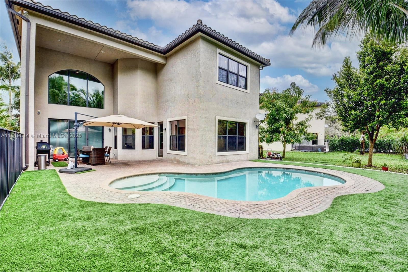 BRIDGES PL 8 - Residential Lease