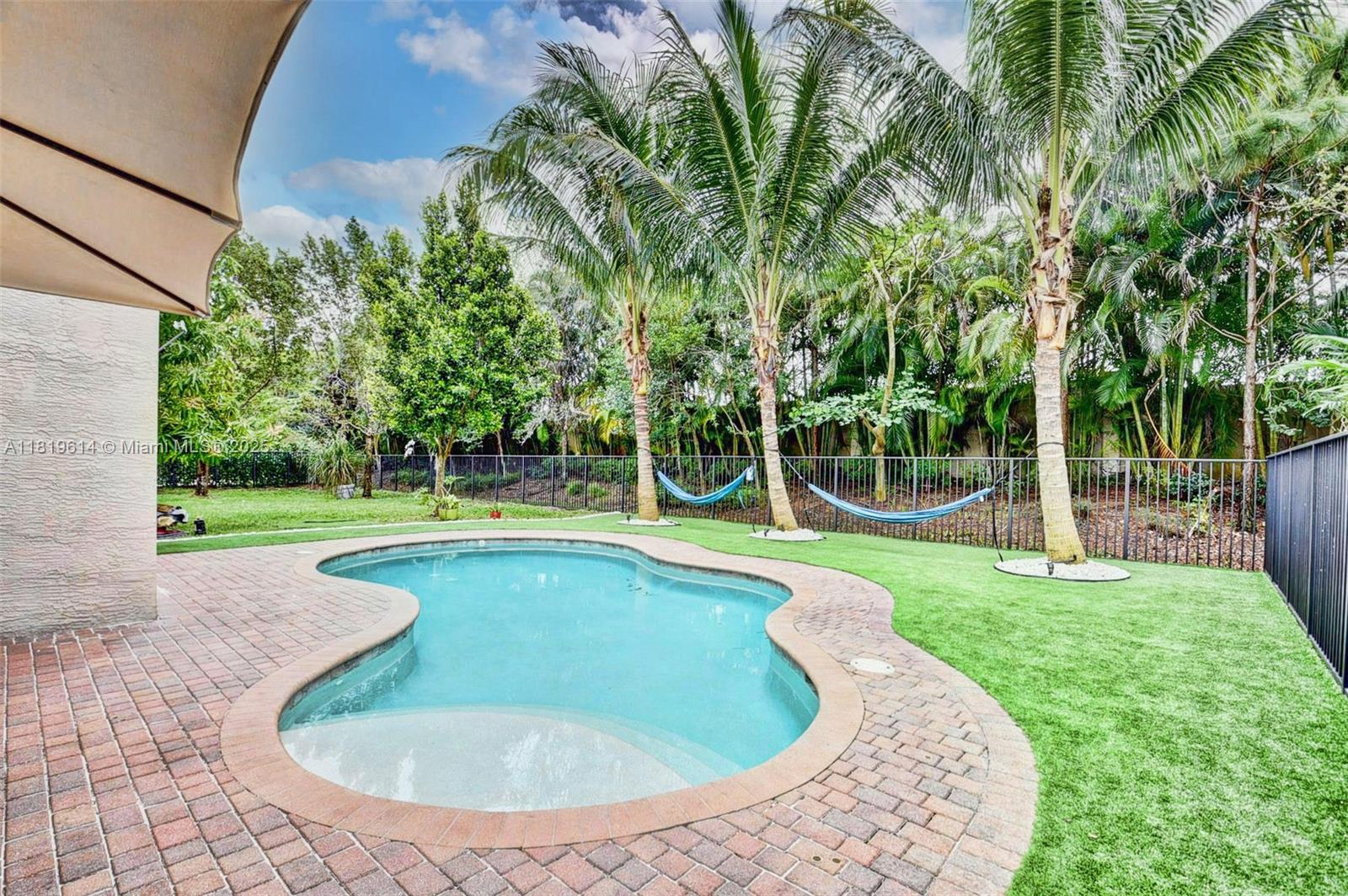 BRIDGES PL 8 - Residential Lease
