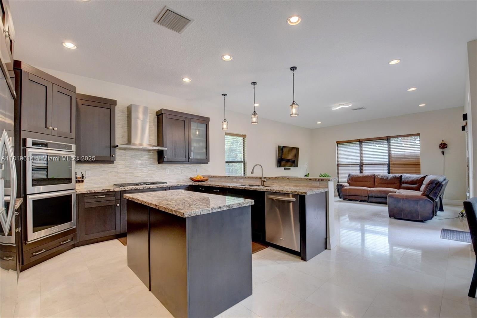BRIDGES PL 8 - Residential Lease