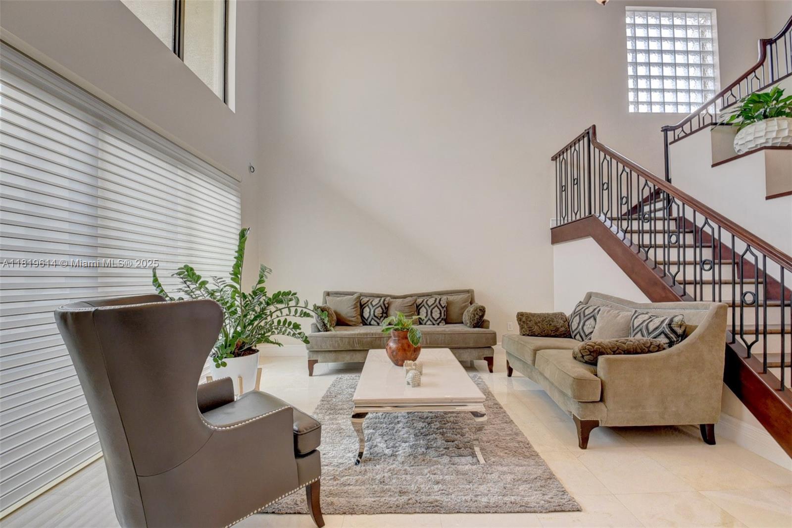 BRIDGES PL 8 - Residential Lease